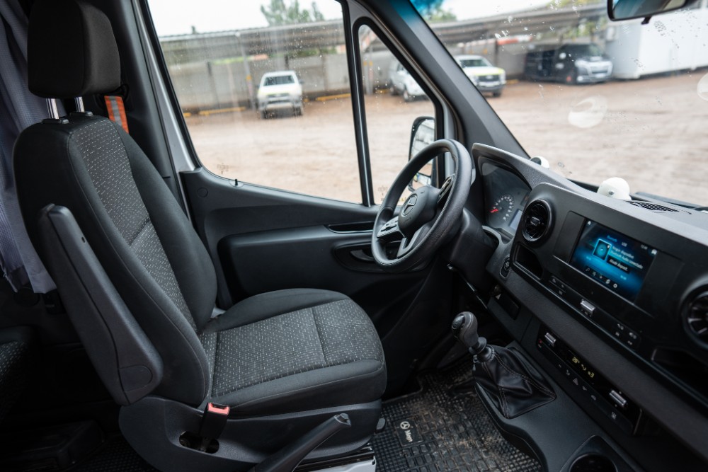 Mercedes-Benz SPRINTER 517 CDI MINIBUS — foto 6